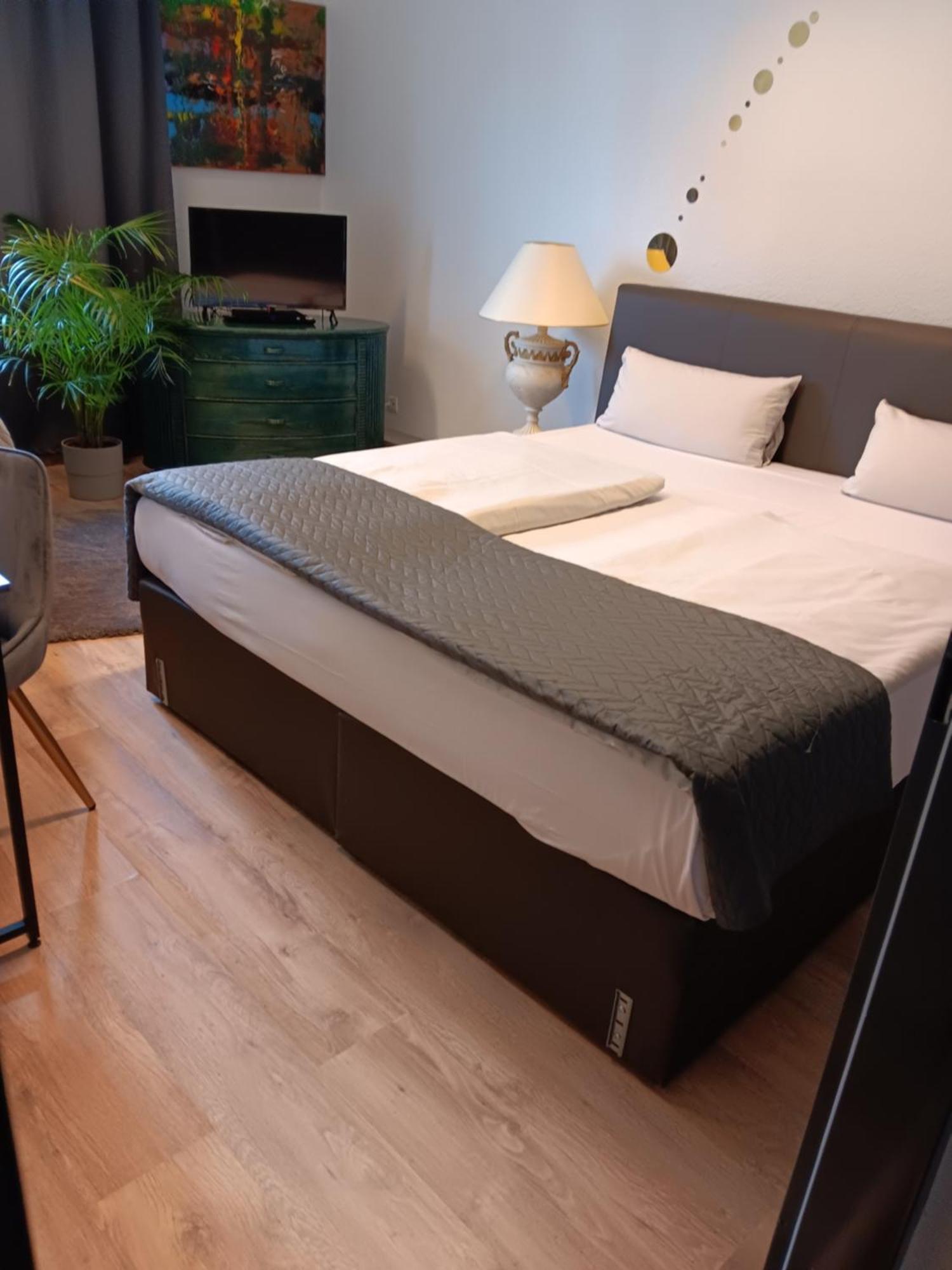 Ferienwohnung Mit Whrpool Koblenz  Buitenkant foto
